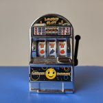 Menakar Risiko dan Manajemen di Slot Online